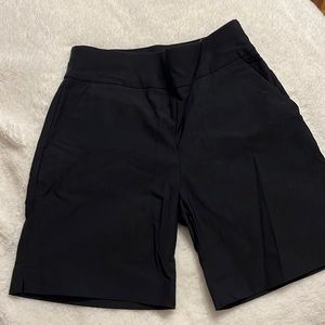 Black Bermuda shorts - NY & C size small